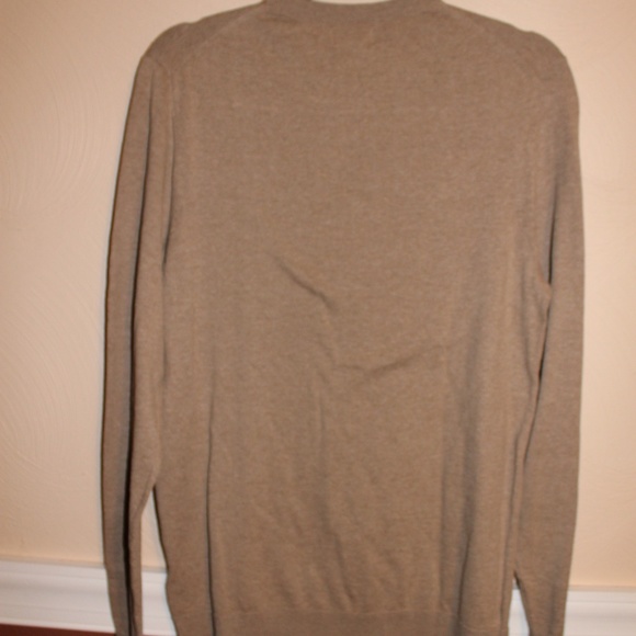 Old Navy Sweater - Picture 2 of 3